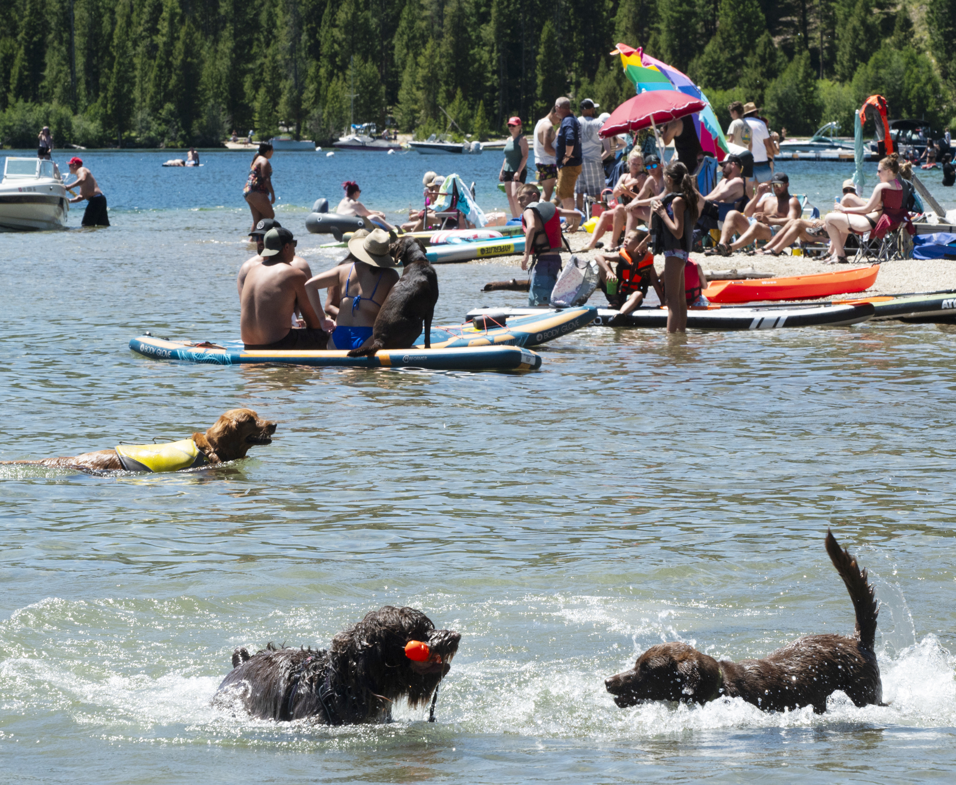 Fourth Weekend Shines in Red, White and Blue