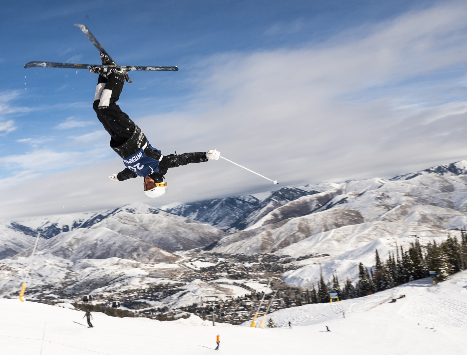 It's a bird, it's a plane... No, it's a freestyler